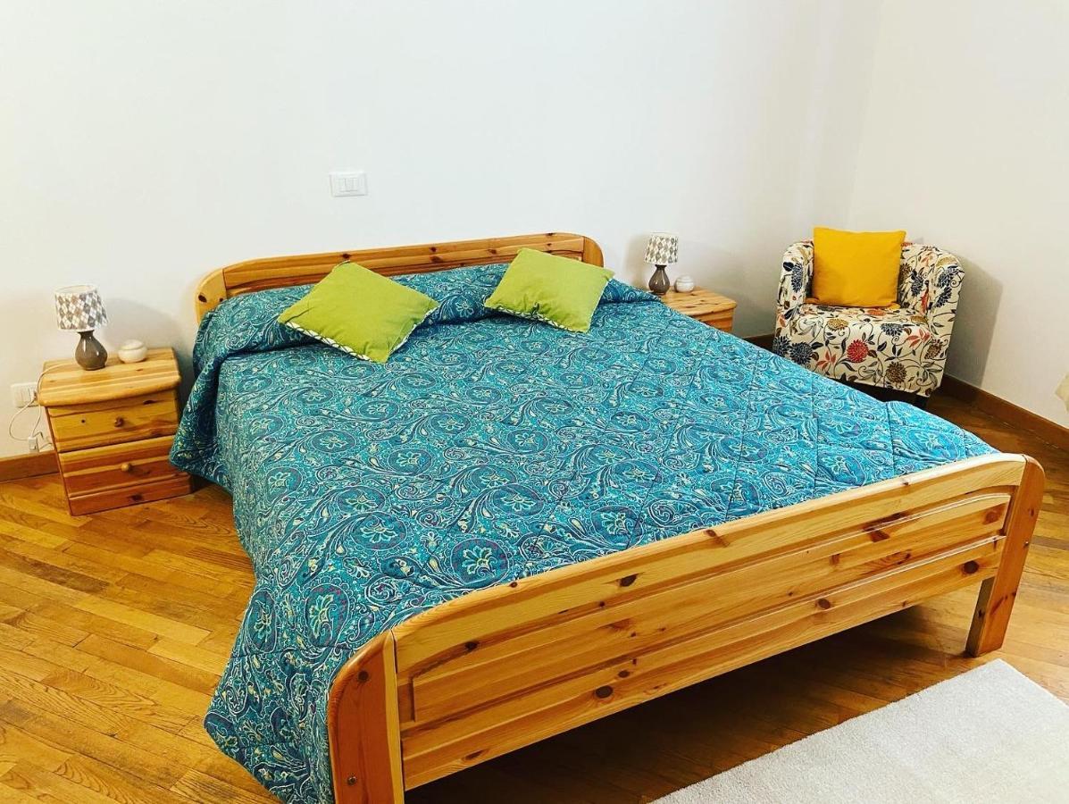 Polly'S Apartment 3 Floor เวโรนา ภายนอก รูปภาพ